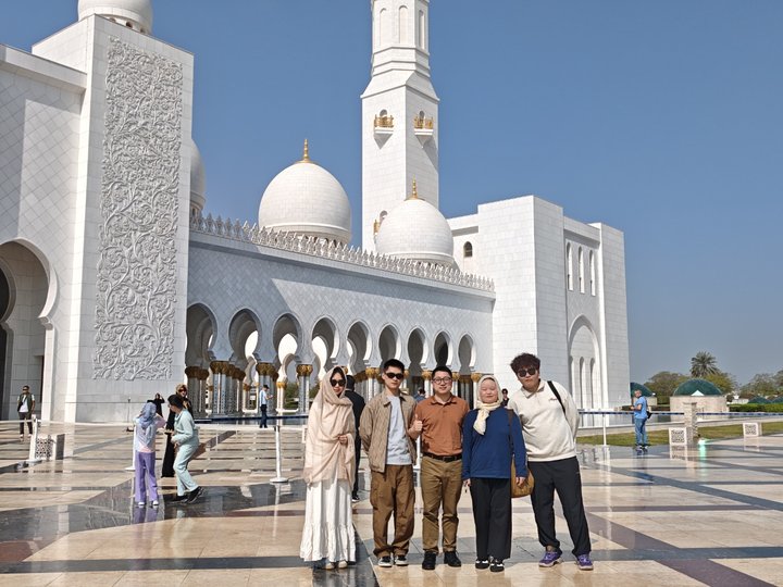 Haorun Medical reist nach Dubai, um die lokale Kultur und Marktchancen zu erkunden